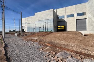 Pavilhão com 1434m², no bairro Distrito Industrial em Caxias do Sul para Alugar
