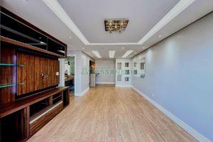 Apartamento com 107m², 3 dormitórios, 2 vagas, no bairro Universitário em Caxias do Sul para Alugar