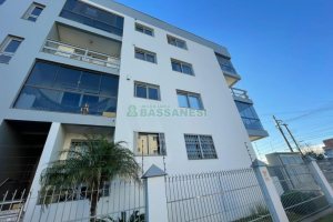 Apartamento com 74m², 2 dormitórios, 2 vagas, no bairro Santa Catarina em Caxias do Sul para Comprar