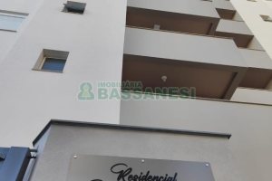 Apartamento com 52m², 2 dormitórios, 1 vaga, no bairro Vila Verde em Caxias do Sul para Comprar