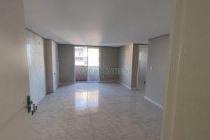 Apartamento com 52m², 2 dormitórios, 1 vaga, no bairro Vila Verde em Caxias do Sul para Comprar