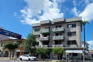 Apartamento com 110m², 3 dormitórios, 2 vagas, no bairro Pio X em Caxias do Sul para Alugar