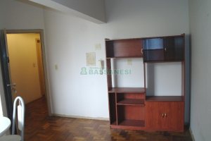 Apto Mobiliado com 35m², 1 dormitório, no bairro Centro em Caxias do Sul para Alugar