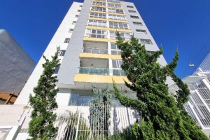 Apto Mobiliado com 90m², 2 dormitórios, 2 vagas, no bairro Cinqüentenário em Caxias do Sul para Alugar ou Comprar