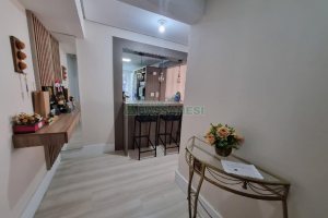 Apto Mobiliado com 90m², 2 dormitórios, 2 vagas, no bairro Cinqüentenário em Caxias do Sul para Alugar ou Comprar