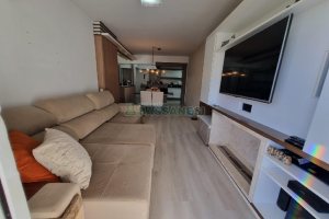Apto Mobiliado com 90m², 2 dormitórios, 2 vagas, no bairro Cinqüentenário em Caxias do Sul para Alugar ou Comprar