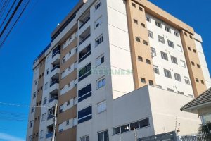 Apartamento com 80m², 2 dormitórios, 1 vaga, no bairro Charqueadas em Caxias do Sul para Comprar