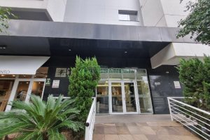 Sala com 33m², no bairro Centro em Caxias do Sul para Alugar ou Comprar