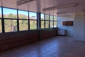 Pavilhão com 2032m², no bairro Ana Rech em Caxias do Sul para Alugar