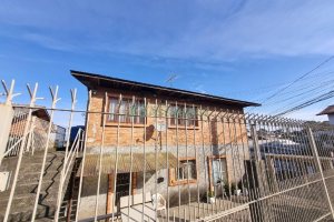 Casa com 80m², 2 dormitórios, no bairro Presidente Vargas em Caxias do Sul para Alugar