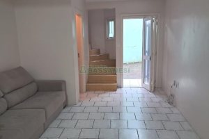 Sobrado com 86m², 3 dormitórios, 1 vaga, no bairro Cristo Redentor em Caxias do Sul para Comprar