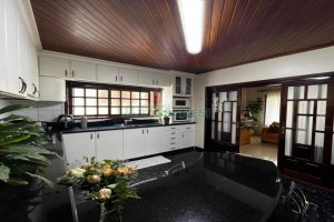 Casa com 243m², 3 dormitórios, 4 vagas, no bairro Bela Vista em Caxias do Sul para Alugar ou Comprar