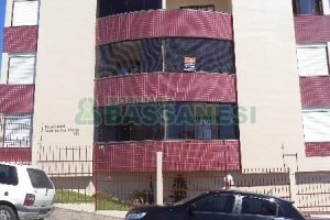 Apartamento com 65m², 2 dormitórios, 1 vaga, no bairro Sanvitto em Caxias do Sul para Comprar