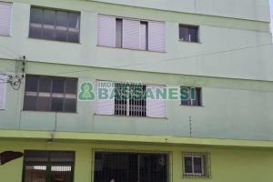 Apartamento com 65m², 3 dormitórios, no bairro Pio X em Caxias do Sul para Comprar