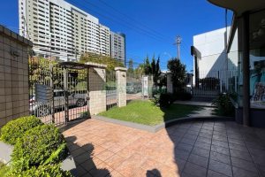 Predio com 1352m², 1 vaga, no bairro Cinqüentenário em Caxias do Sul para Alugar