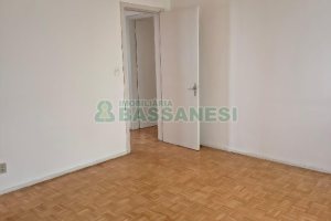 Apartamento com 80m², 2 dormitórios, 1 vaga, no bairro Nossa Senhora de Lourdes em Caxias do Sul para Alugar ou Comprar