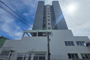 Apartamento com 57m², 2 dormitórios, 1 vaga, no bairro Santa Lúcia em Caxias do Sul para Comprar