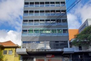 Sala com 78m², no bairro Centro em Caxias do Sul para Alugar