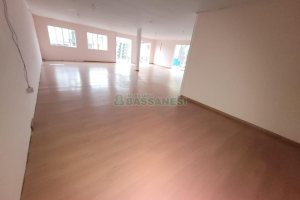 Sala com 55m², no bairro Cruzeiro em Caxias do Sul para Alugar