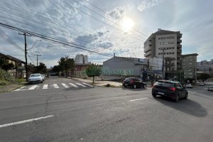 Terreno com 375m², no bairro São Pelegrino em Caxias do Sul para Alugar ou Comprar