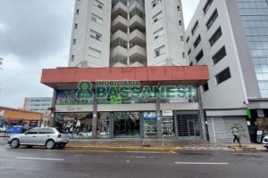 Apto Mobiliado com 98m², 2 dormitórios, 1 vaga, no bairro São Pelegrino em Caxias do Sul para Alugar