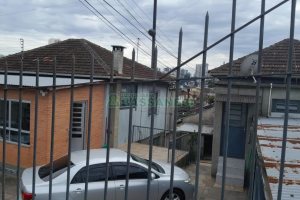 Casa com 164m², 3 dormitórios, 1 vaga, no bairro Bela Vista em Caxias do Sul para Comprar