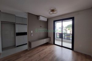 Apto Mobiliado com 77m², 2 dormitórios, 3 vagas, no bairro São Luiz em Caxias do Sul para Alugar