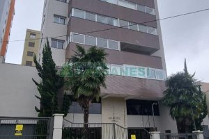 Apartamento com 88m², 2 dormitórios, 2 vagas, no bairro Cristo Redentor em Caxias do Sul para Comprar