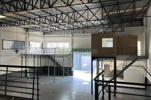 Pavilhão com 747m², no bairro Santa Lúcia em Caxias do Sul para Alugar
