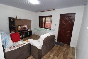 Apartamento com 81m², 2 dormitórios, 1 vaga, no bairro Salgado Filho em Caxias do Sul para Comprar