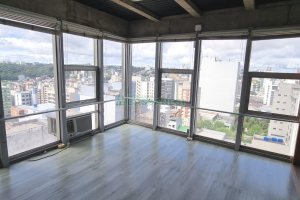 Sala com 180m², no bairro Centro em Caxias do Sul para Alugar