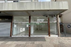 Loja com 130m², no bairro São Pelegrino em Caxias do Sul para Alugar