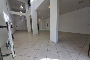 Loja com 130m², no bairro São Pelegrino em Caxias do Sul para Alugar