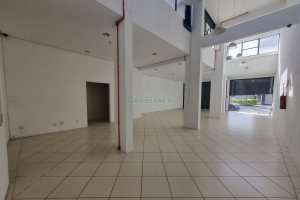 Loja com 130m², no bairro São Pelegrino em Caxias do Sul para Alugar