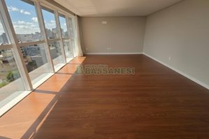 Apartamento com 178m², 3 dormitórios, 3 vagas, no bairro Centro em Caxias do Sul para Comprar