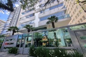 Apto Mobiliado com 196m², 3 dormitórios, 3 vagas, no bairro Exposição em Caxias do Sul para Alugar