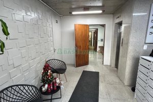 Sala com 250m², no bairro Centro em Caxias do Sul para Alugar