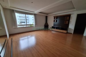 Apartamento com 127m², 3 dormitórios, 2 vagas, no bairro Centro em Caxias do Sul para Alugar