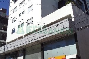 Apto Mobiliado com 52m², 1 dormitório, 1 vaga, no bairro Centro em Caxias do Sul para Alugar