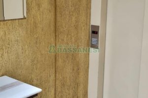 Apartamento com 92m², 2 dormitórios, 1 vaga, no bairro Santa Catarina em Caxias do Sul para Comprar