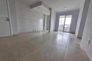 Apartamento com 59m², 2 dormitórios, 1 vaga, no bairro Vila Verde em Caxias do Sul para Alugar