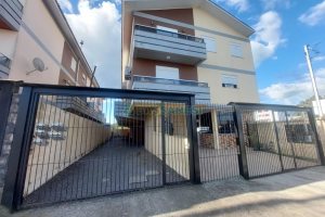 Sobrado com 90m², 2 dormitórios, 1 vaga, no bairro São Luiz em Caxias do Sul para Comprar