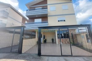 Sobrado com 90m², 2 dormitórios, 1 vaga, no bairro São Luiz em Caxias do Sul para Comprar