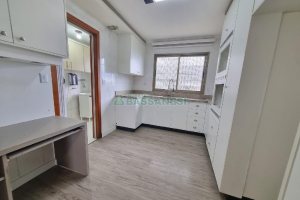 Apartamento com 65m², 2 dormitórios, 1 vaga, no bairro Petrópolis em Caxias do Sul para Alugar