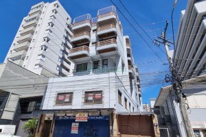 Apartamento com 119m², 4 dormitórios, 2 vagas, no bairro Pio X em Caxias do Sul para Comprar