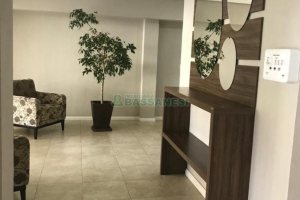 Apartamento com 85m², 2 dormitórios, 2 vagas, no bairro Sagrada Família em Caxias do Sul para Comprar