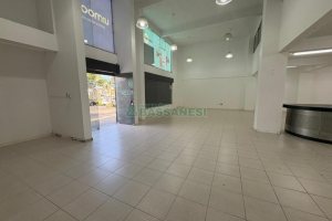 Loja com 487m², no bairro Villagio Iguatemi em Caxias do Sul para Alugar ou Comprar