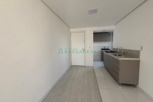Apartamento com 81m², 2 dormitórios, 1 vaga, no bairro Nossa Senhora da Saúde em Caxias do Sul para Alugar