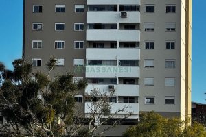 Apartamento com 52m², 2 dormitórios, 1 vaga, no bairro Desvio Rizzo em Caxias do Sul para Comprar