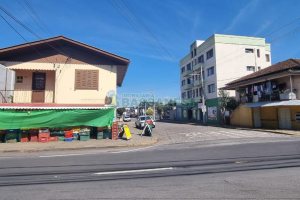 Casa com 170m², 3 dormitórios, 1 vaga, no bairro São José em Caxias do Sul para Comprar